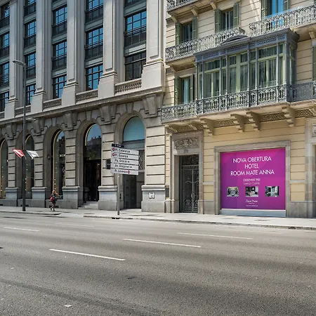 Mate Anna Hotel Barcelona