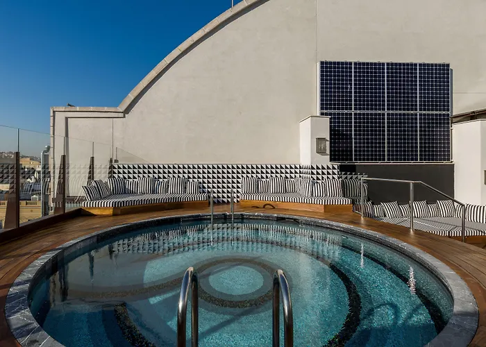 Mate Anna, 4* 巴塞罗那